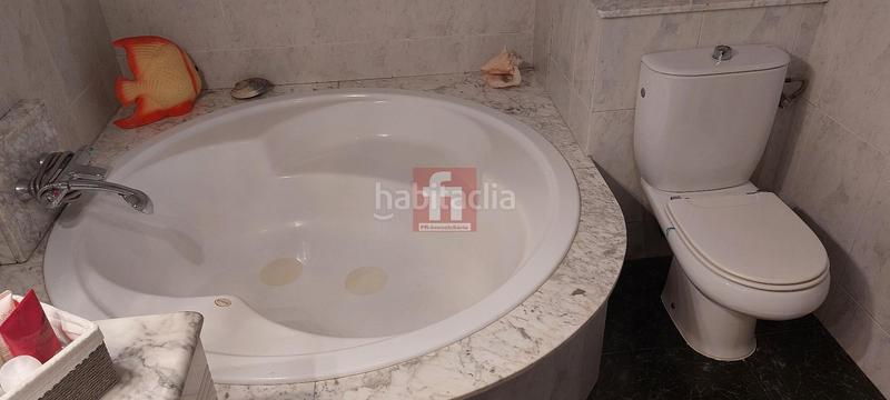 Foto 3a6f8c22-7b1c-4a9a-8d55-2a181a22a540. Doppelhaus mit heizung parking in Centre Sabadell