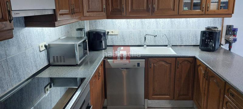 Foto 52508287-7510-4d48-9d66-565fc5d43f82. Doppelhaus mit heizung parking in Centre Sabadell