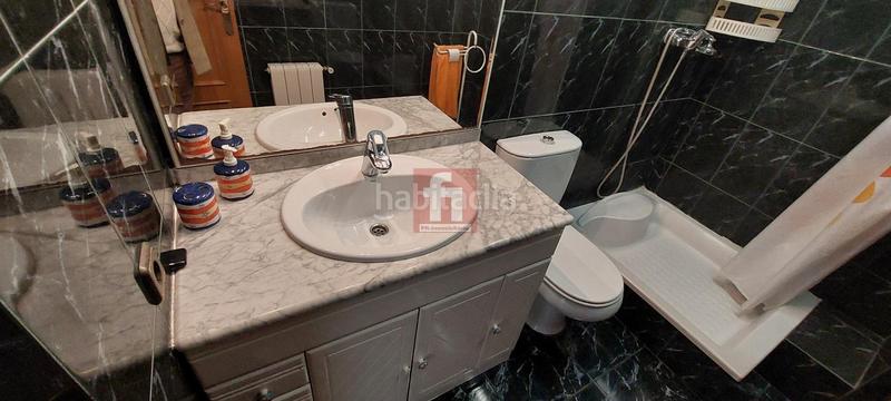 Foto a82b0e8f-0420-408d-90ad-c4e8d7d04038. Doppelhaus mit heizung parking in Centre Sabadell