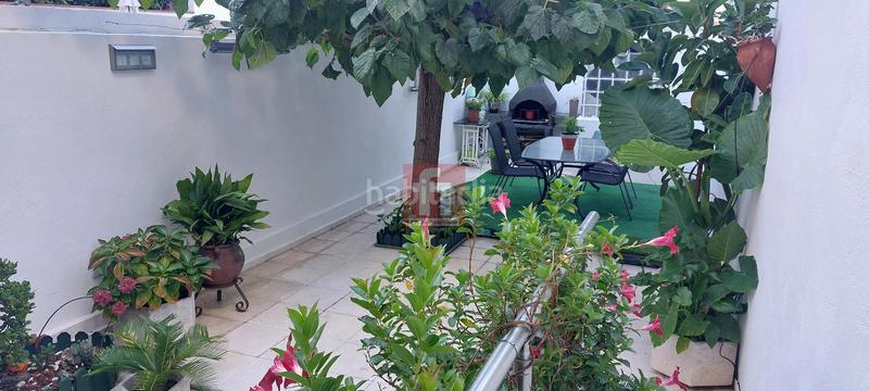 Foto edc19821-276a-459b-83ca-8ab8d785c3b0. Doppelhaus mit heizung parking in Centre Sabadell