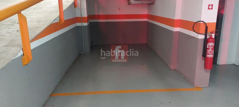 Foto 436b0c67-463a-4d80-8eb8-8ff9603a69a7. Miete autoparkplatz in Centre Sabadell