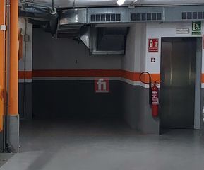 Rent Car parking  Zurbano. Sabadellgaraje