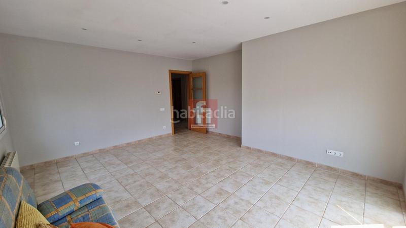 Foto 2837f64e-0f92-4fd7-a8ff-f12d43ad93a9. Xalet amb calefacció aparcament a Llinars del Vallès