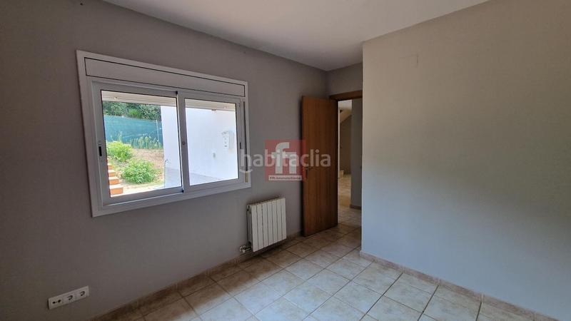 Foto 77a01e76-af27-479d-b8be-c95c06a74074. Xalet amb calefacció aparcament a Llinars del Vallès