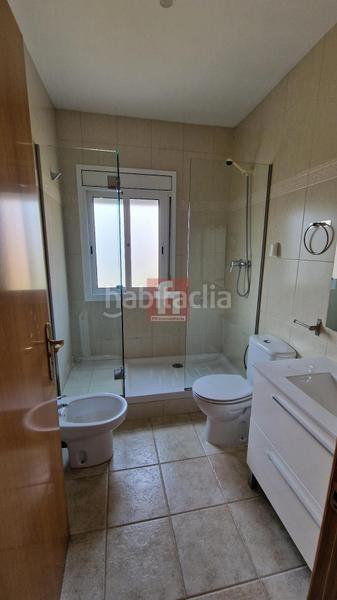 Foto b440d2ee-0b5b-4e52-9bde-284c15685237. Xalet amb calefacció aparcament a Llinars del Vallès