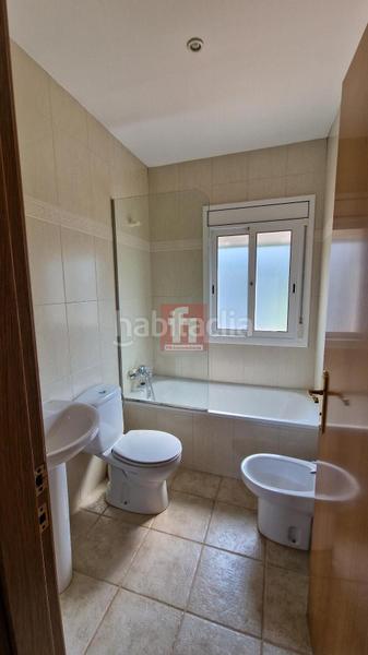 Foto cfe72dc0-dfe8-4643-95db-07708dbcc121. Xalet amb calefacció aparcament a Llinars del Vallès