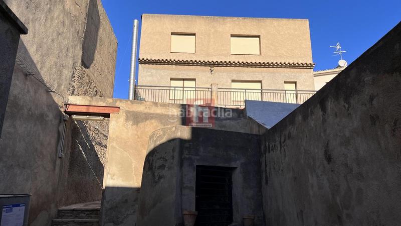 Foto f8e68ef1-1a80-4e93-8d4b-bb3fe1b3935a. Casa amb calefacció a Castellet i la Gornal