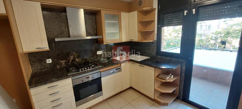 Foto 5deee1dd-47ae-49f8-9dc6-858ca6d2ee91. Piso  en Centre Sabadell