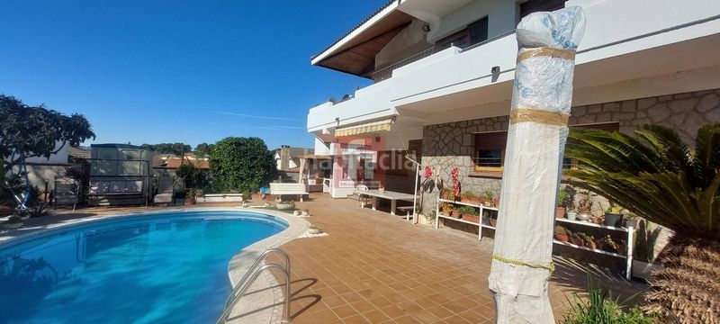 Foto 68d81df0-596f-4c77-bb03-fa96e4ae6fa3. Chalet avec parking piscine dans Palau-solità i Plegamans