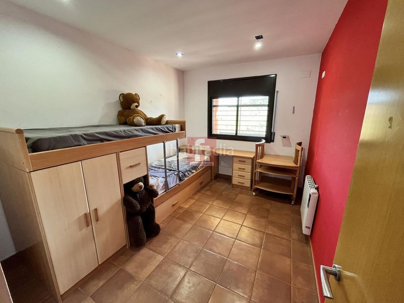 Foto 5a65c791-eeb9-421a-8f25-ff24e42d3116. Xalet amb aparcament piscina a Olivella