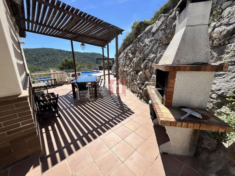 Foto 5e6bfd71-6d73-4741-b770-04fdc1bde175. Xalet amb aparcament piscina a Olivella