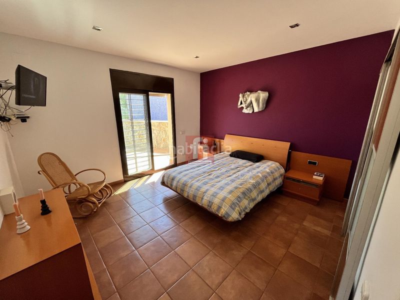 Foto b633ff95-0507-4952-b739-591a2f446834. Xalet amb aparcament piscina a Olivella