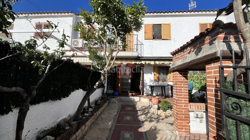 Foto 5cbf1b93-f248-41ab-a918-ad3fba2401eb. Casa adossada amb aparcament piscina a Creixell