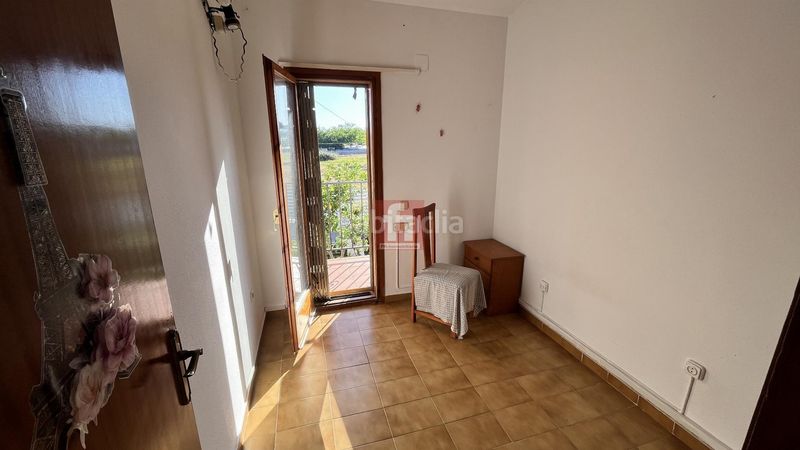 Foto c6cc27c5-41dd-49e3-8074-76415bd9ad21. Casa adossada amb aparcament piscina a Creixell