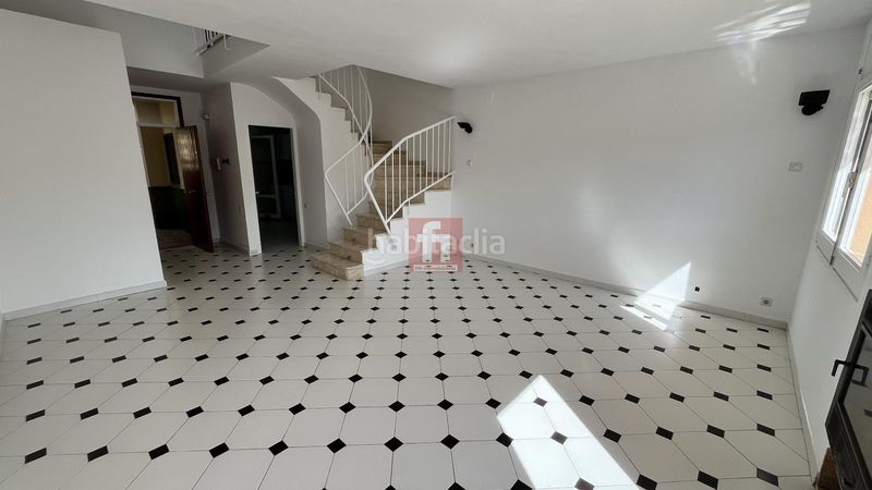 Foto f03d98f9-1403-4034-8990-30faa3f5b8f3. Casa amb aparcament a Torrelles de Foix