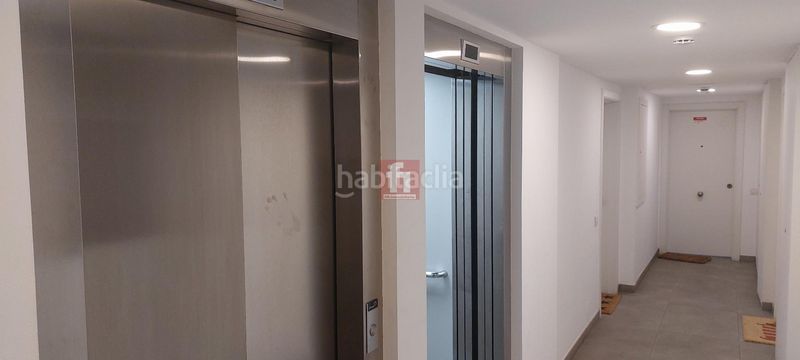 Foto 6860b65d-7e26-49dc-9bc8-dba0d80fc9a2. Rent flat with heating parking pool in El Rengle Mataró