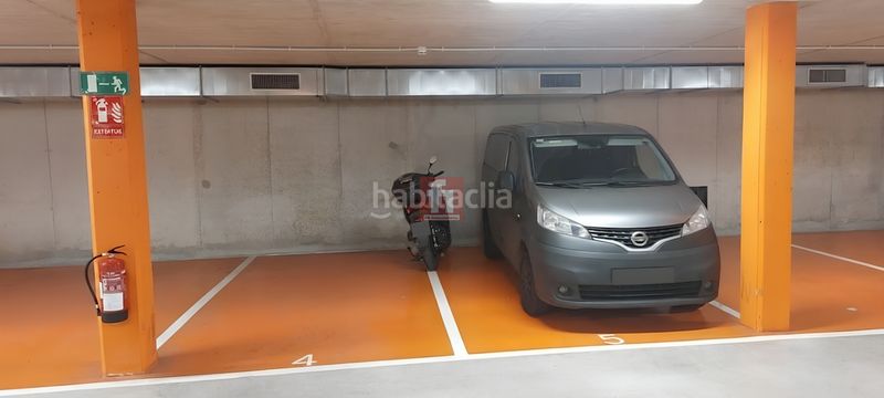 Foto b9dd342f-c30d-41d6-9eb2-d35861783734. Rent flat with heating parking pool in El Rengle Mataró