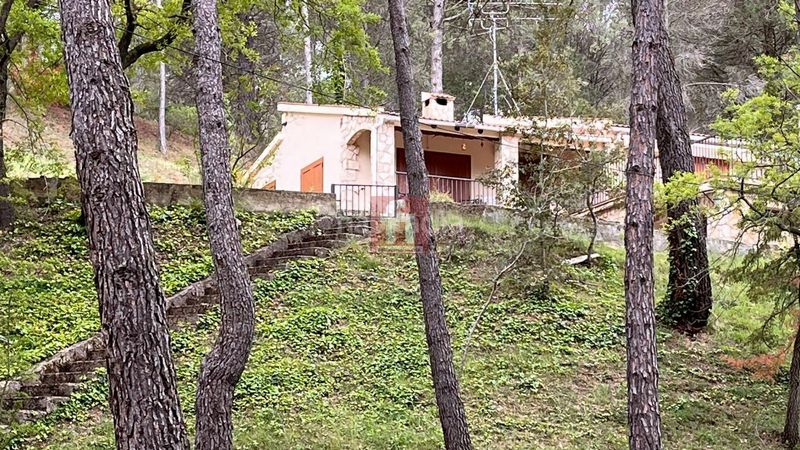 Foto 76e5c7fd-2bea-4b7f-9c21-b14595385256. Chalet avec chauffage parking piscine dans Querol