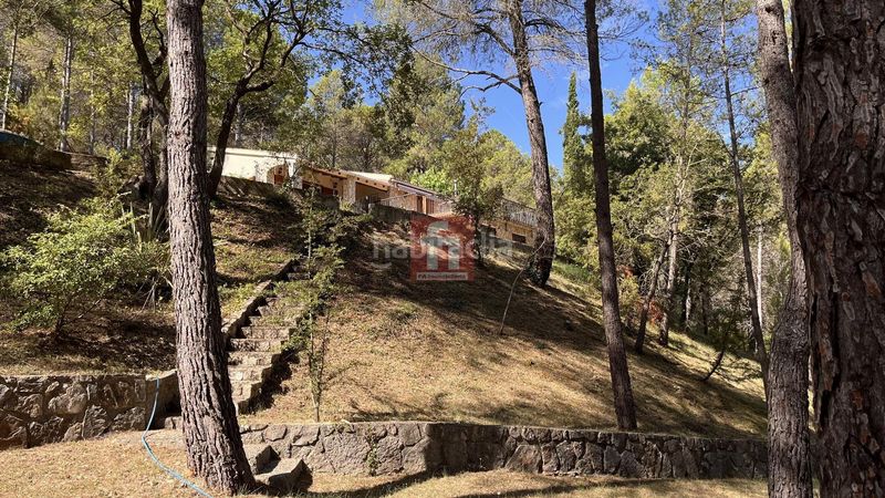 Foto 9da974c0-ba8a-4231-b54e-8e6b6db60035. Chalet avec chauffage parking piscine dans Querol