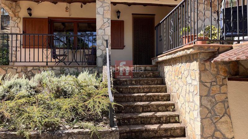 Foto d6d5eab1-bdf4-419b-9059-21bd21d171a4. Chalet avec chauffage parking piscine dans Querol