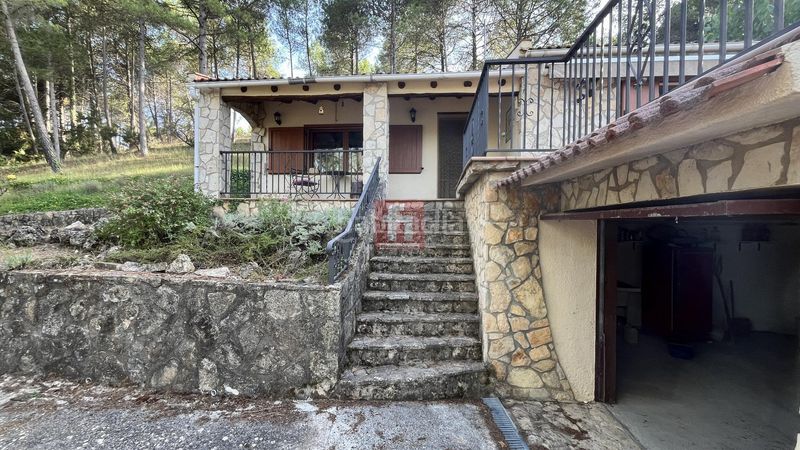 Foto e597e1c1-e284-4962-bfc7-9f9362fbca37. Chalet avec chauffage parking piscine dans Querol