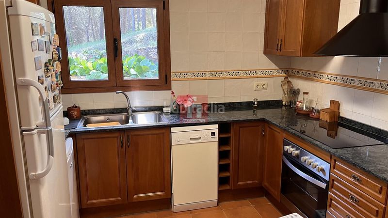 Foto fe24fa39-12d8-4d23-832a-d2925ff12888. Chalet avec chauffage parking piscine dans Querol