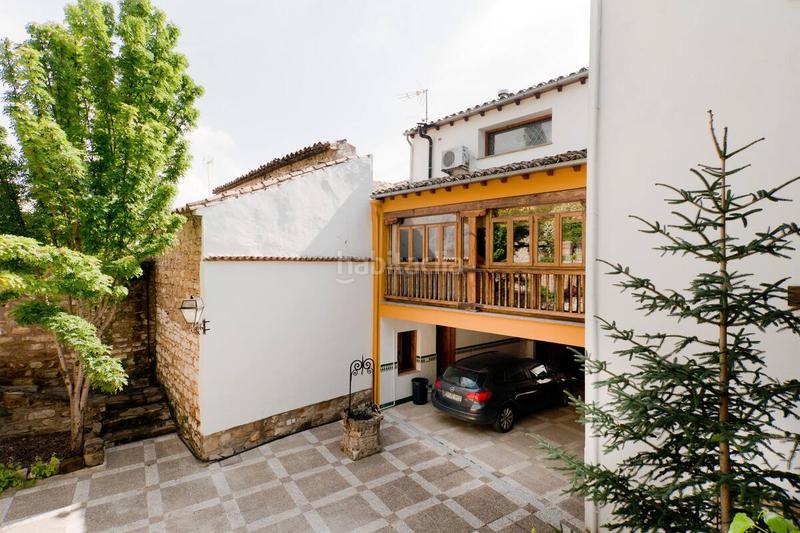 Foto 89d60b04-148a-4c26-a2da-97e36f97ef02. Casa en Úbeda