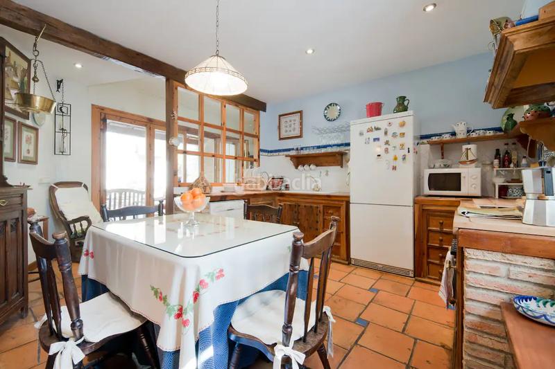 Foto ce18db01-c41f-4f15-a388-8d52a980272c. Casa en Úbeda