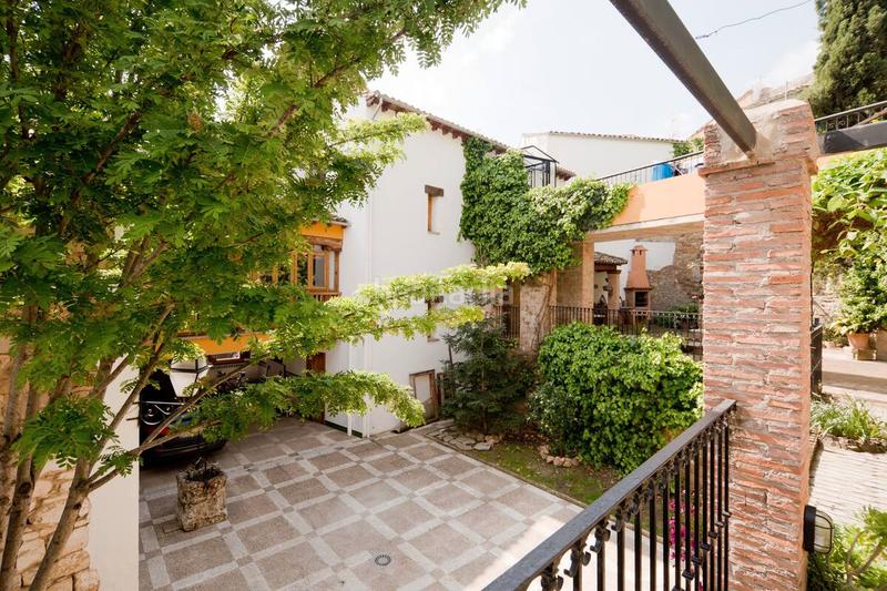 Foto d22d3cd2-8518-44f6-9d74-ad1ce00d9b0d. Casa en Úbeda