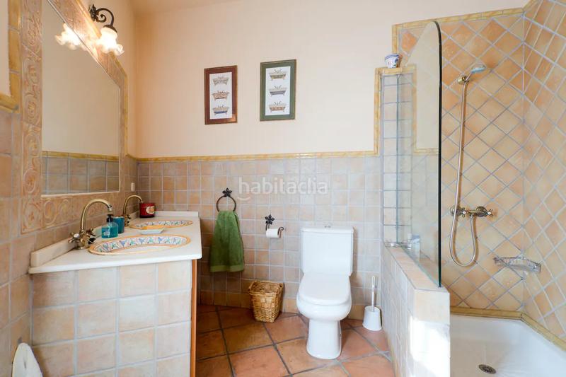 Foto e093990d-135f-4a58-a3f5-243732baa8ba. Casa en Úbeda