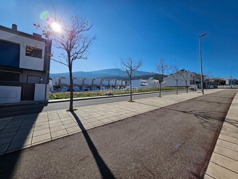 Foto 0a14c73f-578c-43c6-bdba-6de6ca9b691f. Terreny residencial a avenida de los aparejadores 97 a Jaén