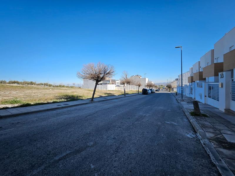 Foto 9920a34a-080a-4d49-b990-0e5052fabc05. Terreny residencial a avenida de los aparejadores 97 a Jaén