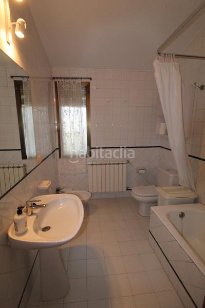 Foto 66086092-0629-4480-8ef0-e7eb29d11ec8. Chalet en Úbeda