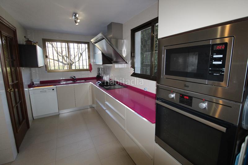 Foto c4abd3a8-1e9a-4225-a771-86dbd45316ea. Chalet en Úbeda