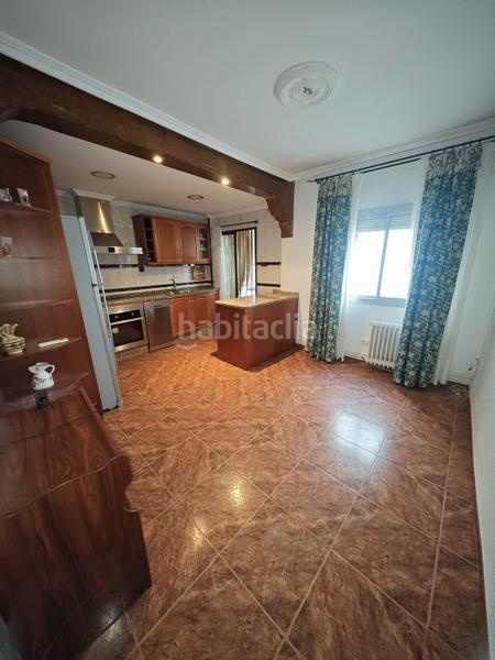 Foto 4d4194b6-07d7-47f1-b78b-d627cf6373cf. Piso en Úbeda