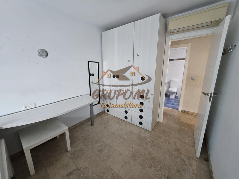 Foto fb97355b-e336-4196-93cd-8dab9a1a727d. Appartement avec chauffage piscine dans Renfe - Bulevar 1ª y 2ª Fase Jaén