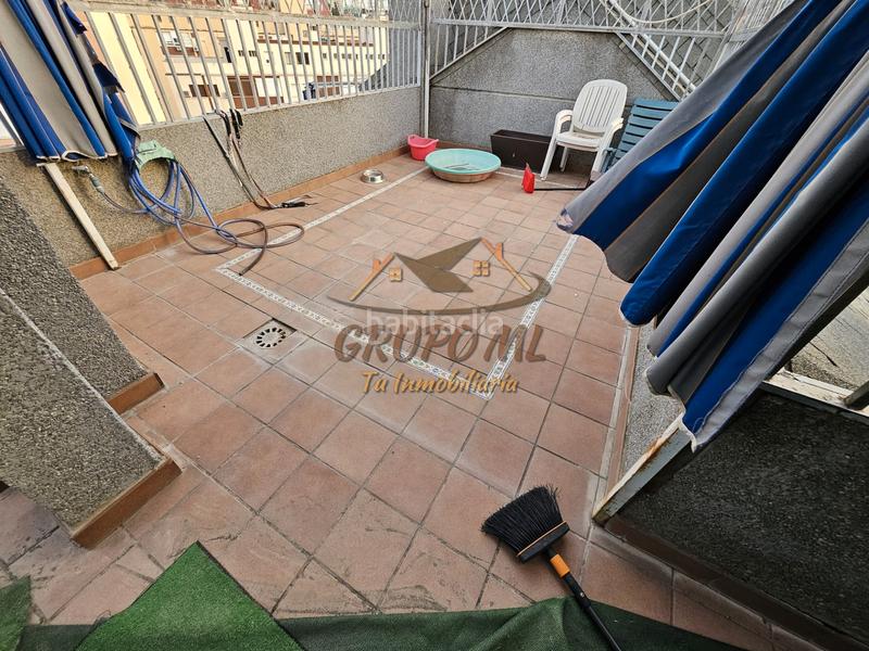 Foto 31e7f194-3f41-466a-80f8-ae2241a48af9. A tre livelli con riscaldamento parcheggio piscina in Jaén