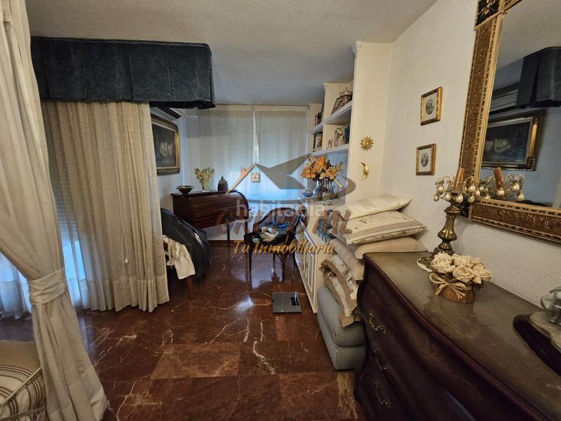 Foto a63e2210-9f10-4d9c-8898-74effe23f9b1. Dreistöckige wohnung mit heizung parking pool in Avda de Madrid - Pº de la Estación Jaén