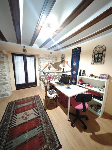 Foto 698d56ba-46fe-4c78-b952-15350a7d4990. Casa con riscaldamento in Baeza