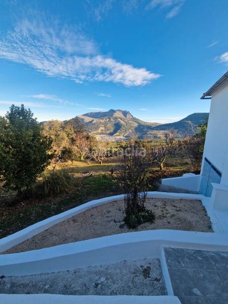 Foto b931d40a-9fde-434b-bc28-f4df71bc3ce0. Masía en Torres