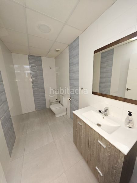 Foto 696f0a5c-5d2d-446a-ad61-218084214f09. Local comercial a Úbeda