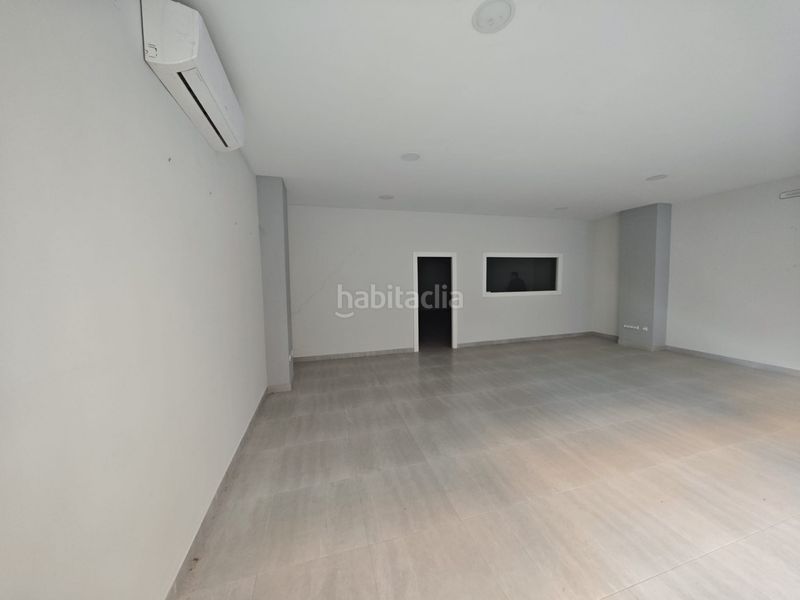 Foto f2ba55b6-26da-4fca-b318-6c91768df5c0. Local comercial a Úbeda