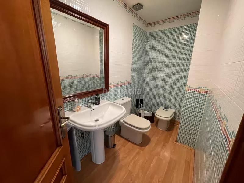 Foto ab337d37-ef10-49d0-9836-6e38a0542067. Chalet en Baeza