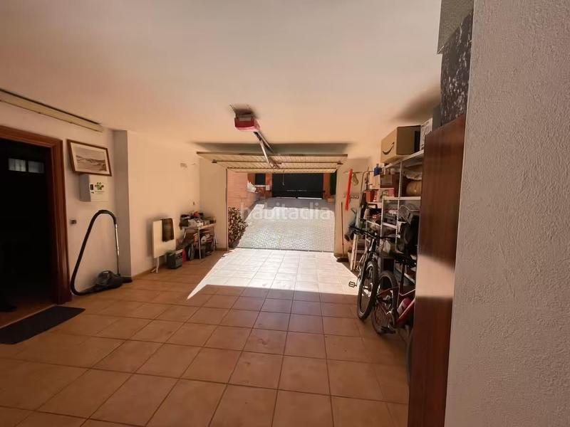 Foto cc66c165-da7f-4878-a146-e8750cea575b. Chalet en Baeza