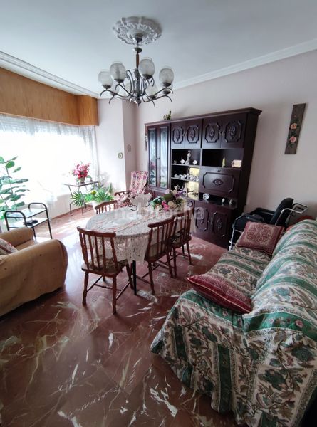 Foto d2be1ca8-a273-40f4-89c7-de3a803c0955. Casa con riscaldamento parcheggio in Úbeda