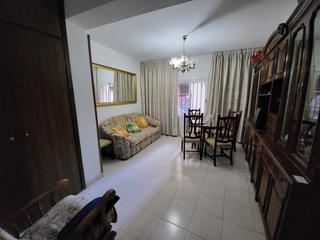 Piso  Calle almendros aguilar