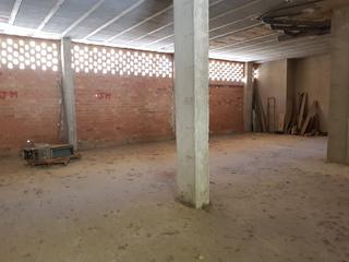 Local Comercial a Plaza carlos cano 34