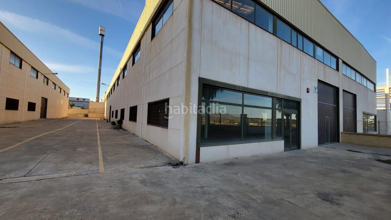 Foto 40c3312a-7d92-481a-ba29-0e38453b047f. Bâtiment à usage industriel dans Renfe - Bulevar 1ª y 2ª Fase Jaén