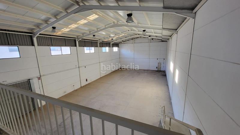 Foto 875a2795-ee8c-4c5f-8b68-68a883df0dfa. Bâtiment à usage industriel dans Renfe - Bulevar 1ª y 2ª Fase Jaén