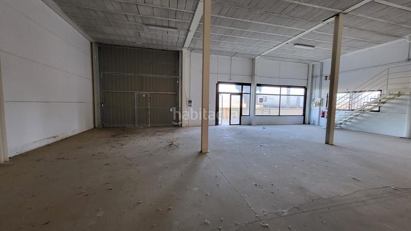 Foto d1e29558-bfb5-4ce4-848f-65bd41692dd3. Bâtiment à usage industriel dans Renfe - Bulevar 1ª y 2ª Fase Jaén